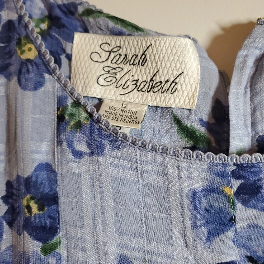 Vintage 90s Sarah Elizabeth Floral 50inch Midi Dress - Picture 4 of 10